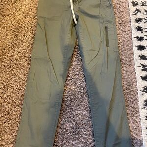 Vuori women’s ripstop pants